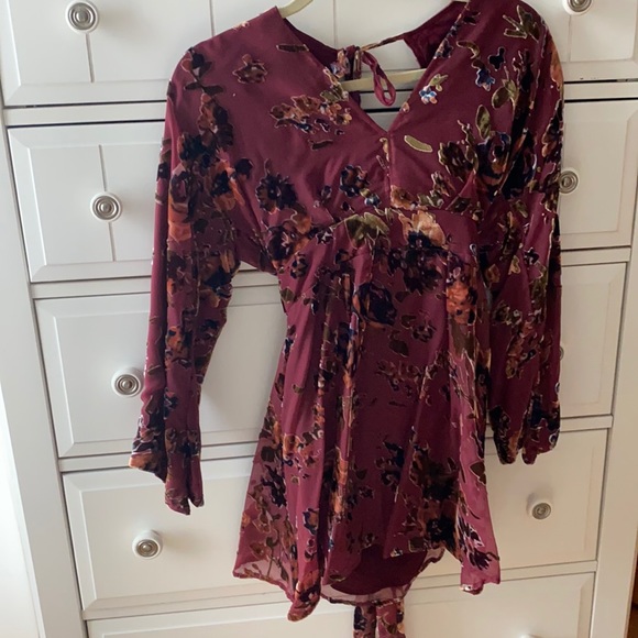 Floral Romper - Picture 1 of 2